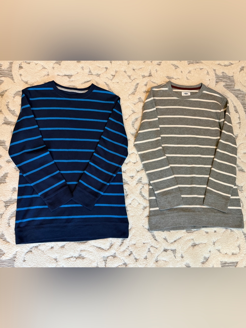 Lot of 2 Old Navy light striped Crewneck Sweaters - Blue/Gray Boys XL 14/16 EUC